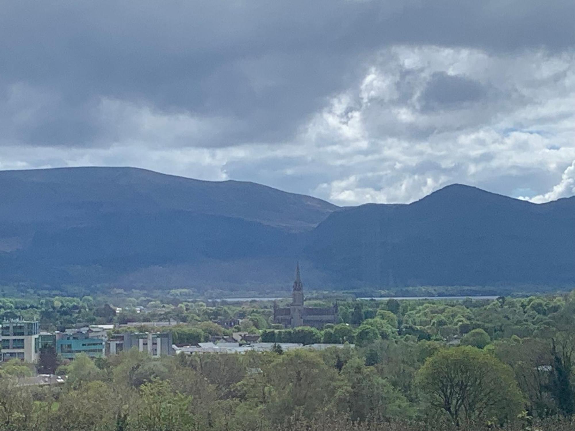 Town View Villa Killarney Ngoại thất bức ảnh